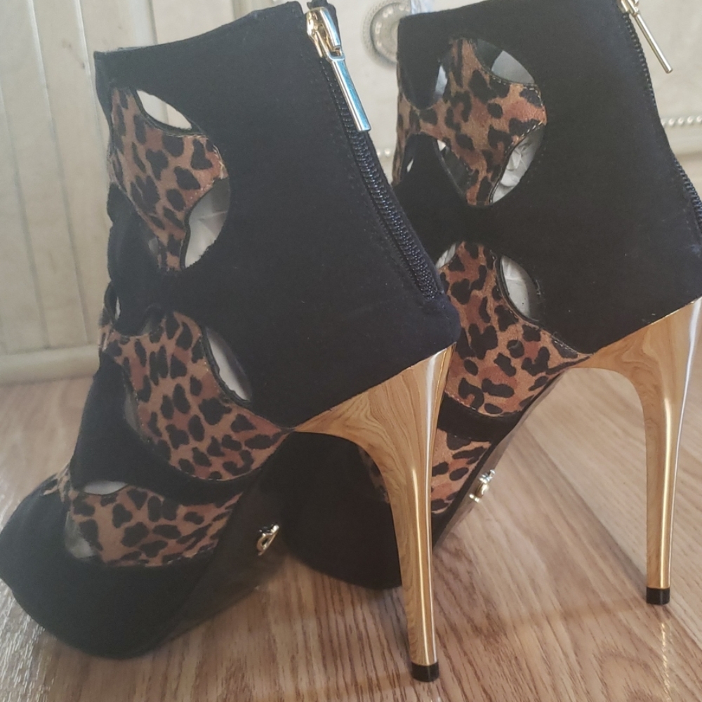 Booties - Picture 3 of 3
